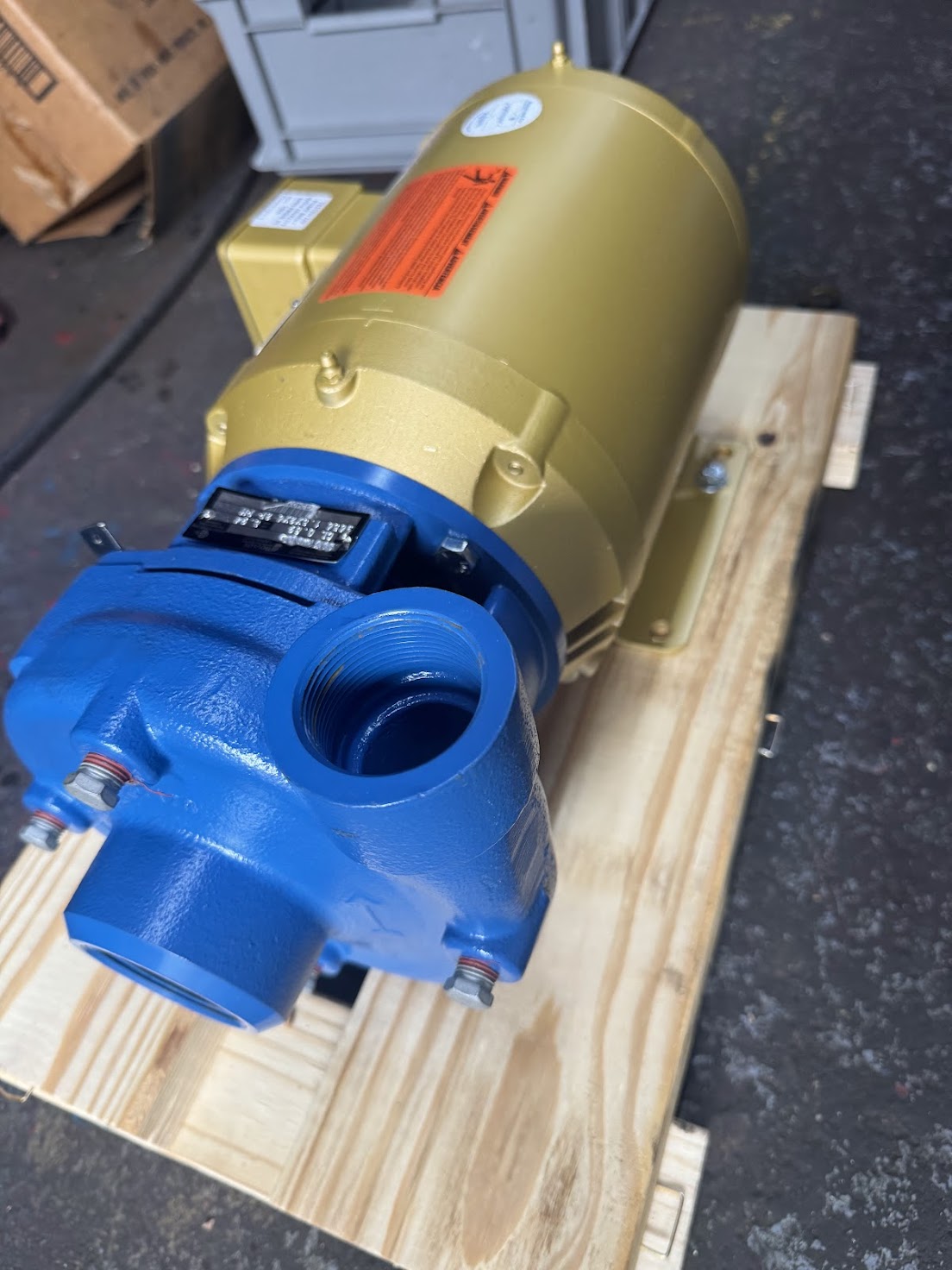 Centrifugal pump gold finish